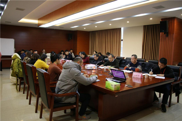 市古鎮(zhèn)投資公司黨總支召開“不忘初心、牢記使命”主題教育總結(jié)大會