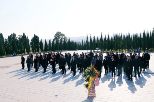 市古鎮(zhèn)公司開(kāi)展學(xué)習(xí)貫徹黨的二十屆三中全會(huì)精神紅色走讀實(shí)踐活動(dòng)