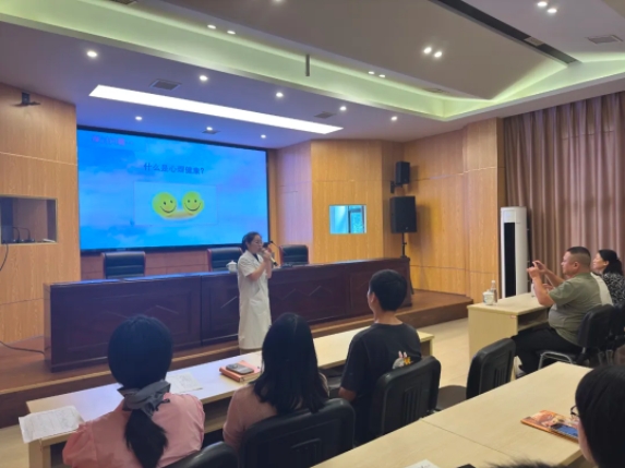 市古鎮(zhèn)投資公司工會開展健康知識培訓(xùn)活動