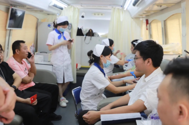 市古鎮(zhèn)投資公司開展無償獻(xiàn)血活動　